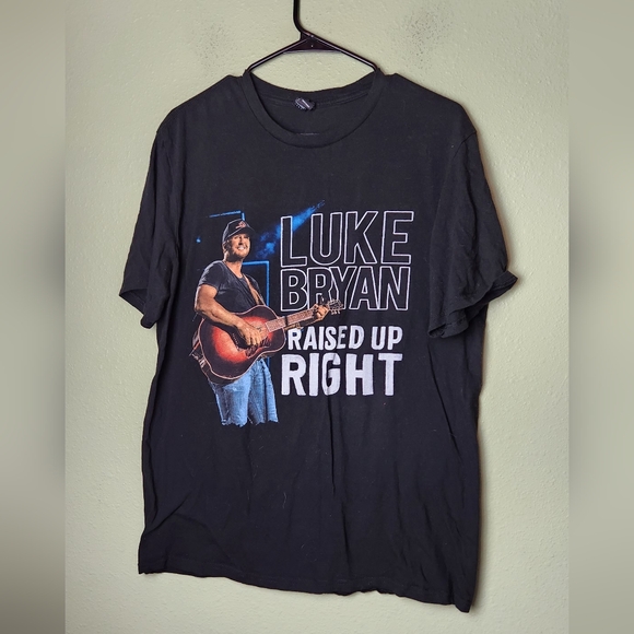 Tops - Luke Bryan Tour Tee Womens Large